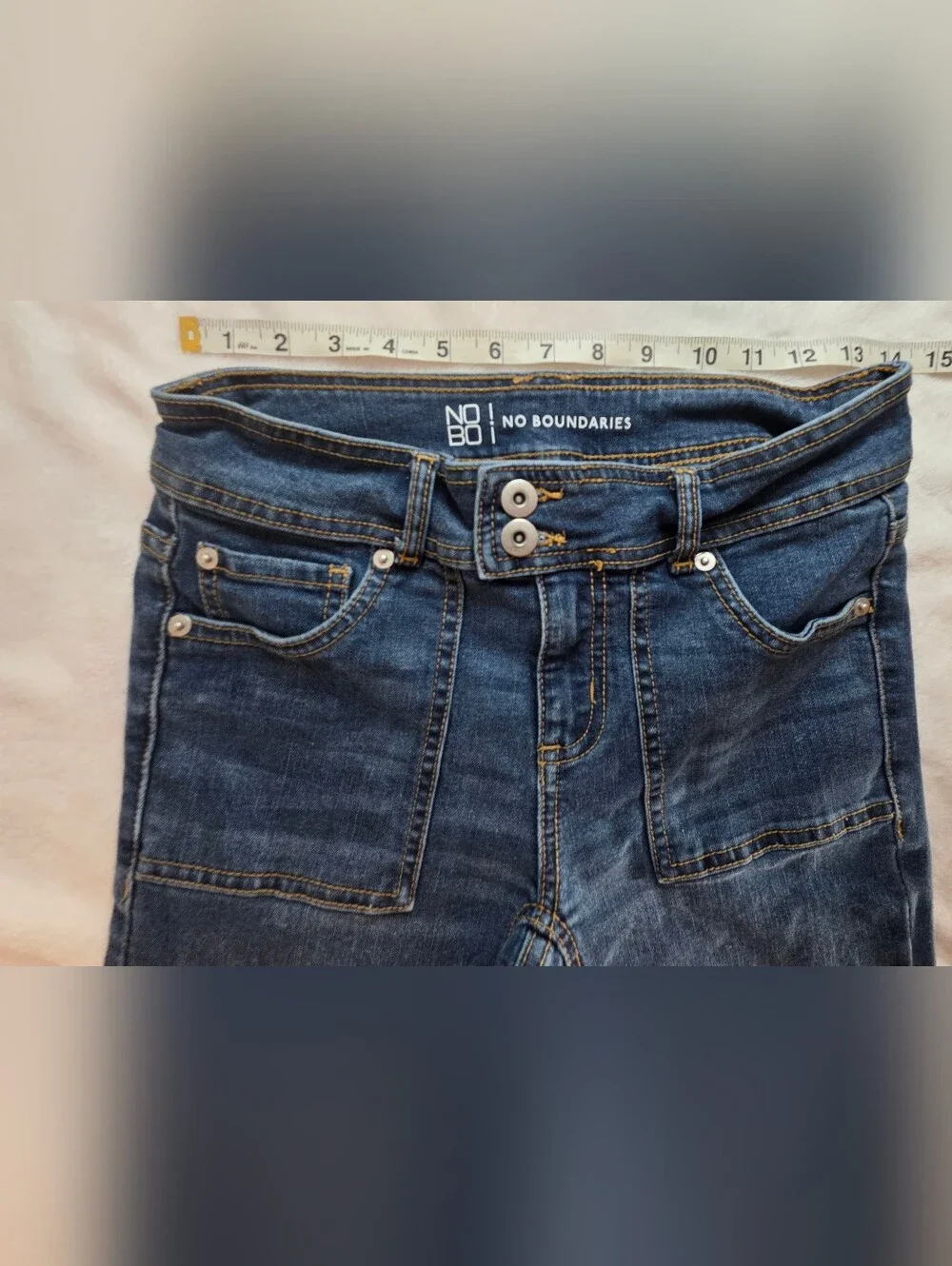 No Boundaries Juniors Flare Jeans Size 5 Medium Wash Stretch Denim